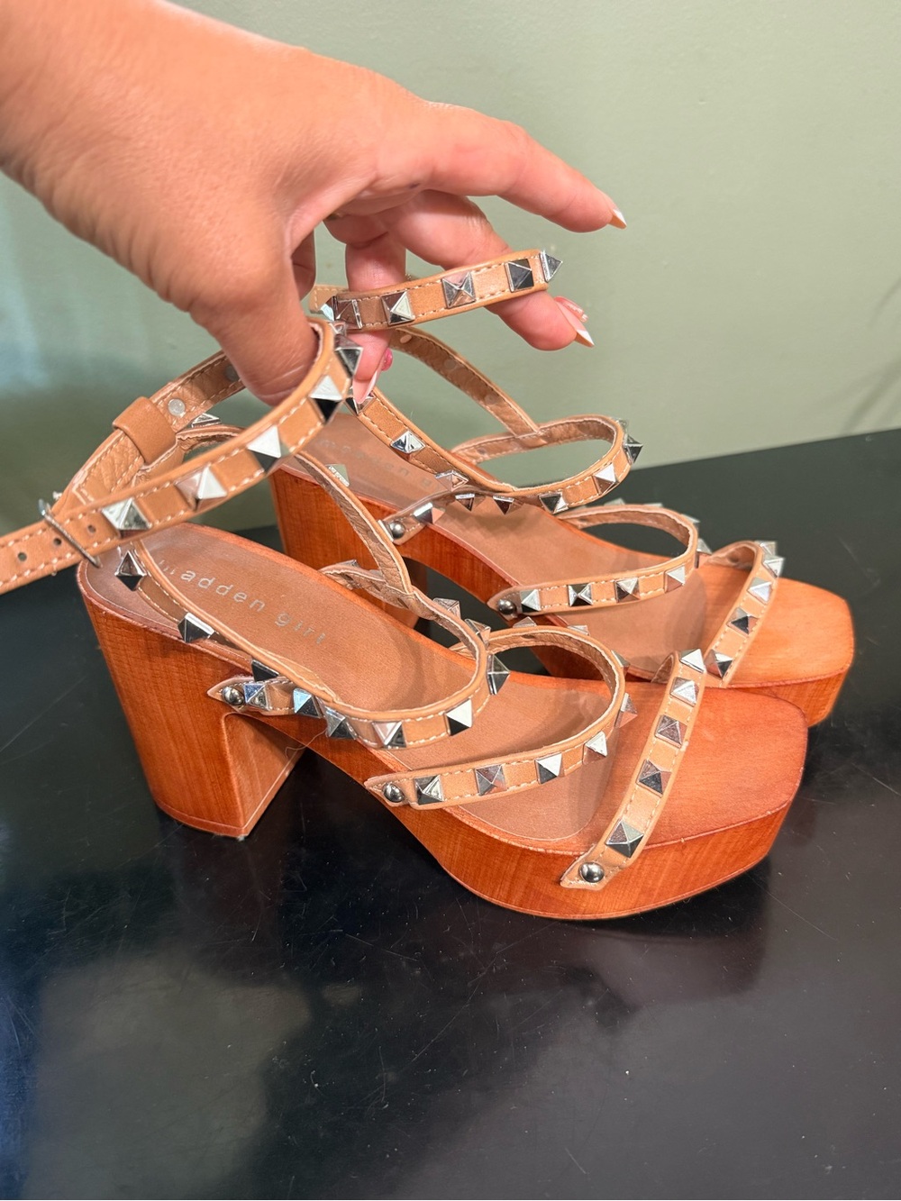 Canon Tan Studded Platform Sandals - Picture 2 of 4